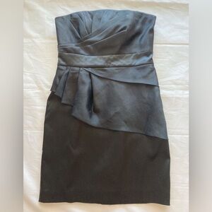 White House/Black Market Strapless Satin Peplum Cocktail Dress Size 8 Peplum LBD